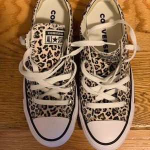 Leopard-print Converse low tops